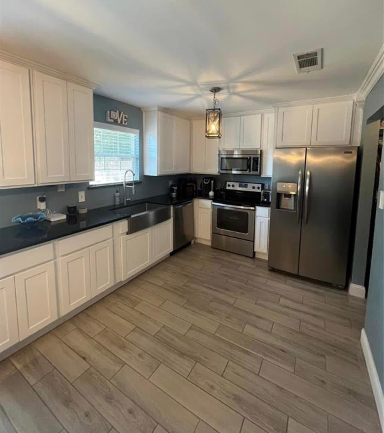 Kitchen Backsplash Installation
